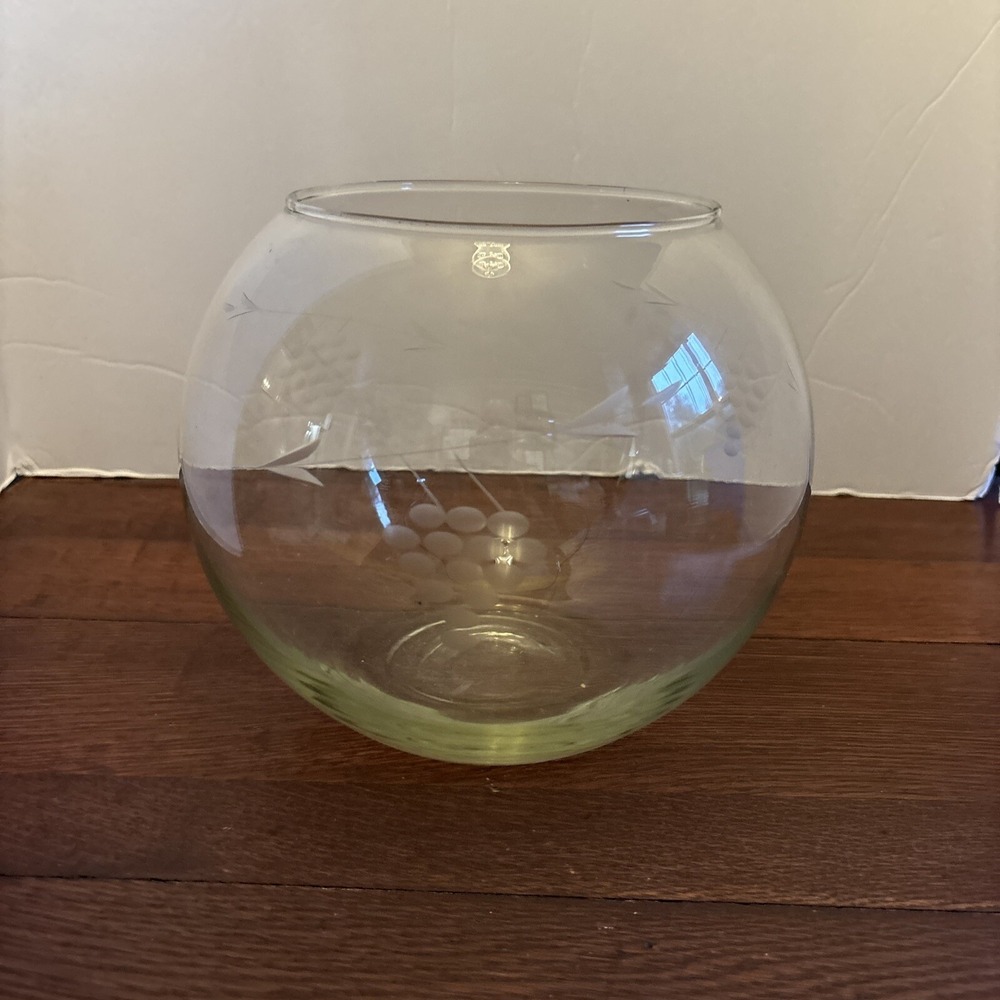 Clear Bubble Vase Fish bowl Round Center Piece Bowl‎ Etched Grapes